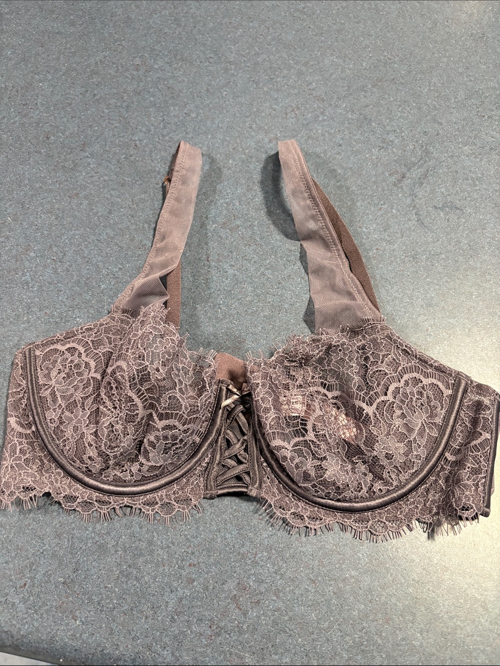 Victoria's Secret Lace Underwire Bra in blue/gray
